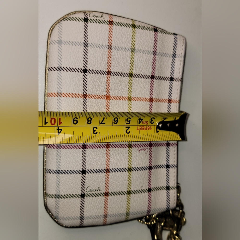 Coach White Multicolor Plaid Women's Wallet NEW. - Picture 11 of 11
